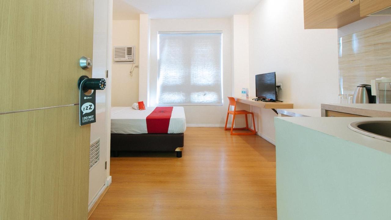 RedDoorz Plus @ A Rita Street San Juan San Juan  Zewnętrze zdjęcie