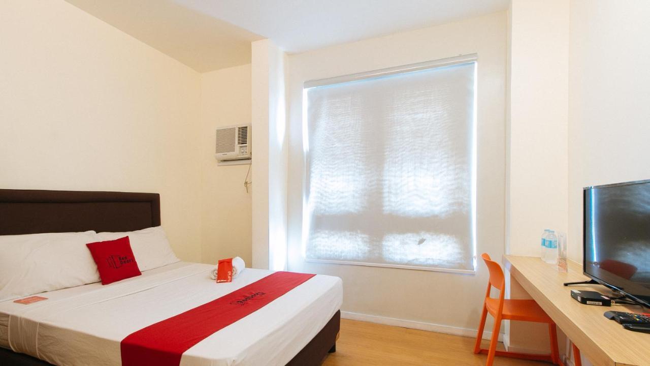 RedDoorz Plus @ A Rita Street San Juan San Juan  Zewnętrze zdjęcie