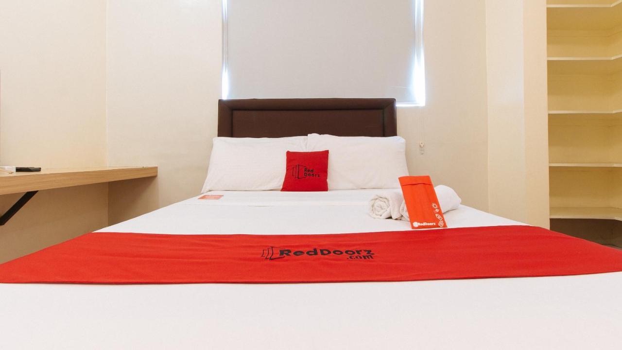 RedDoorz Plus @ A Rita Street San Juan San Juan  Zewnętrze zdjęcie