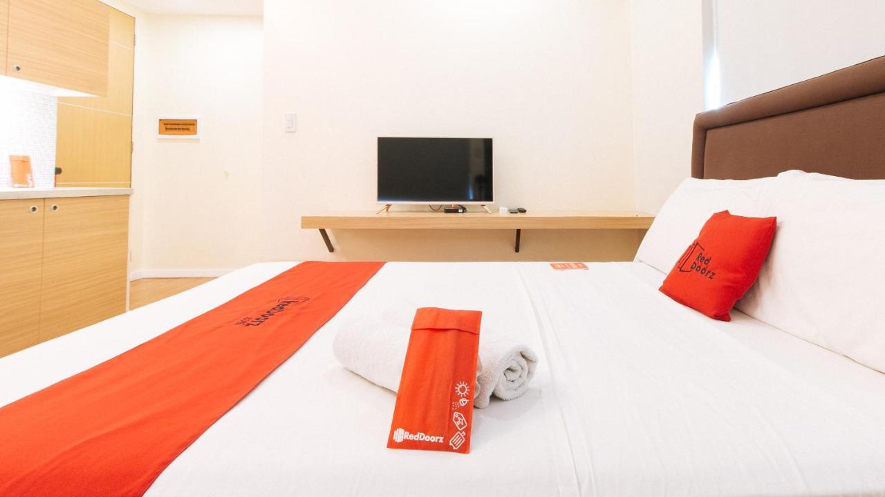RedDoorz Plus @ A Rita Street San Juan San Juan  Zewnętrze zdjęcie