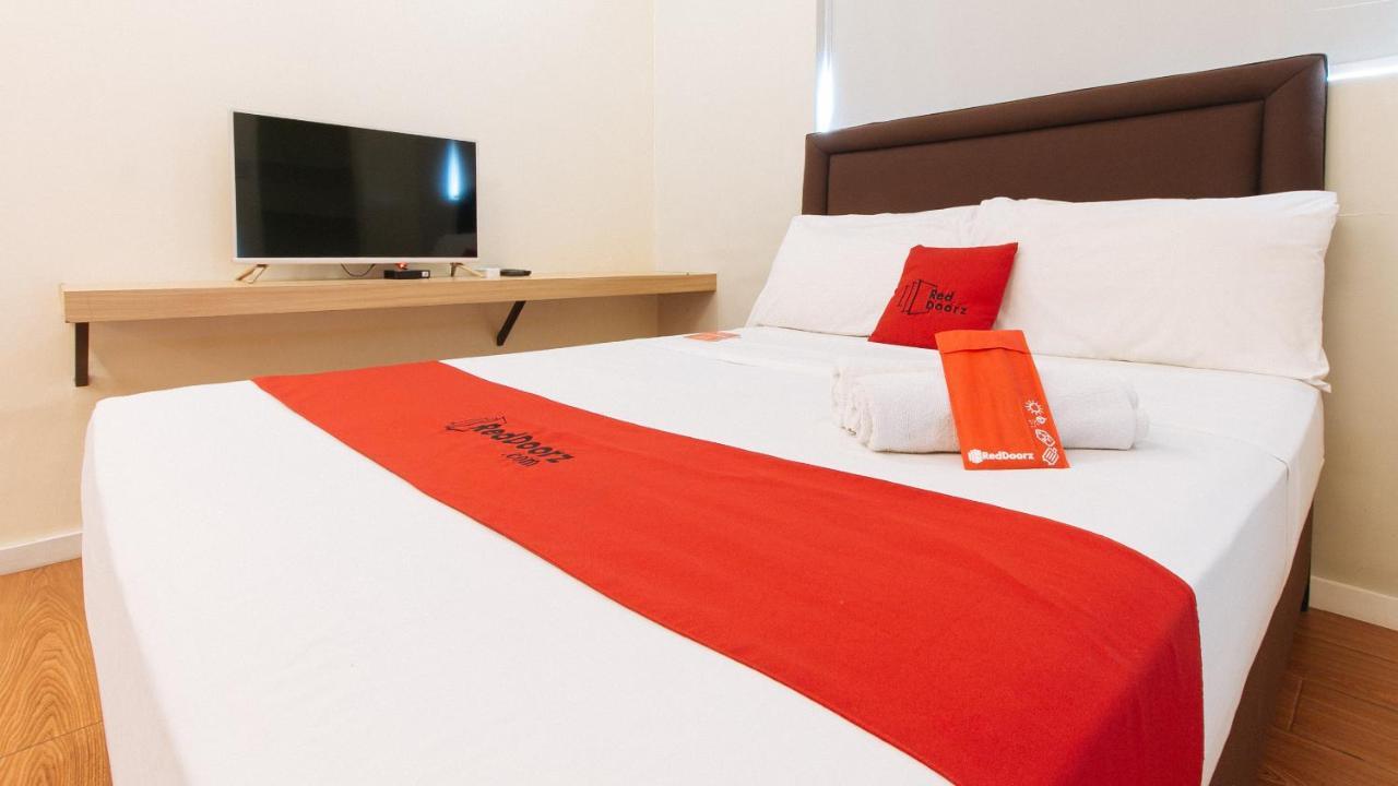 RedDoorz Plus @ A Rita Street San Juan San Juan  Zewnętrze zdjęcie