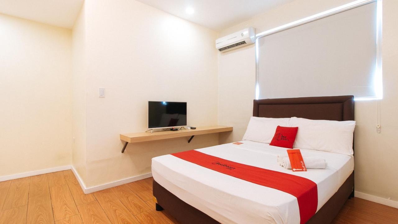RedDoorz Plus @ A Rita Street San Juan San Juan  Zewnętrze zdjęcie